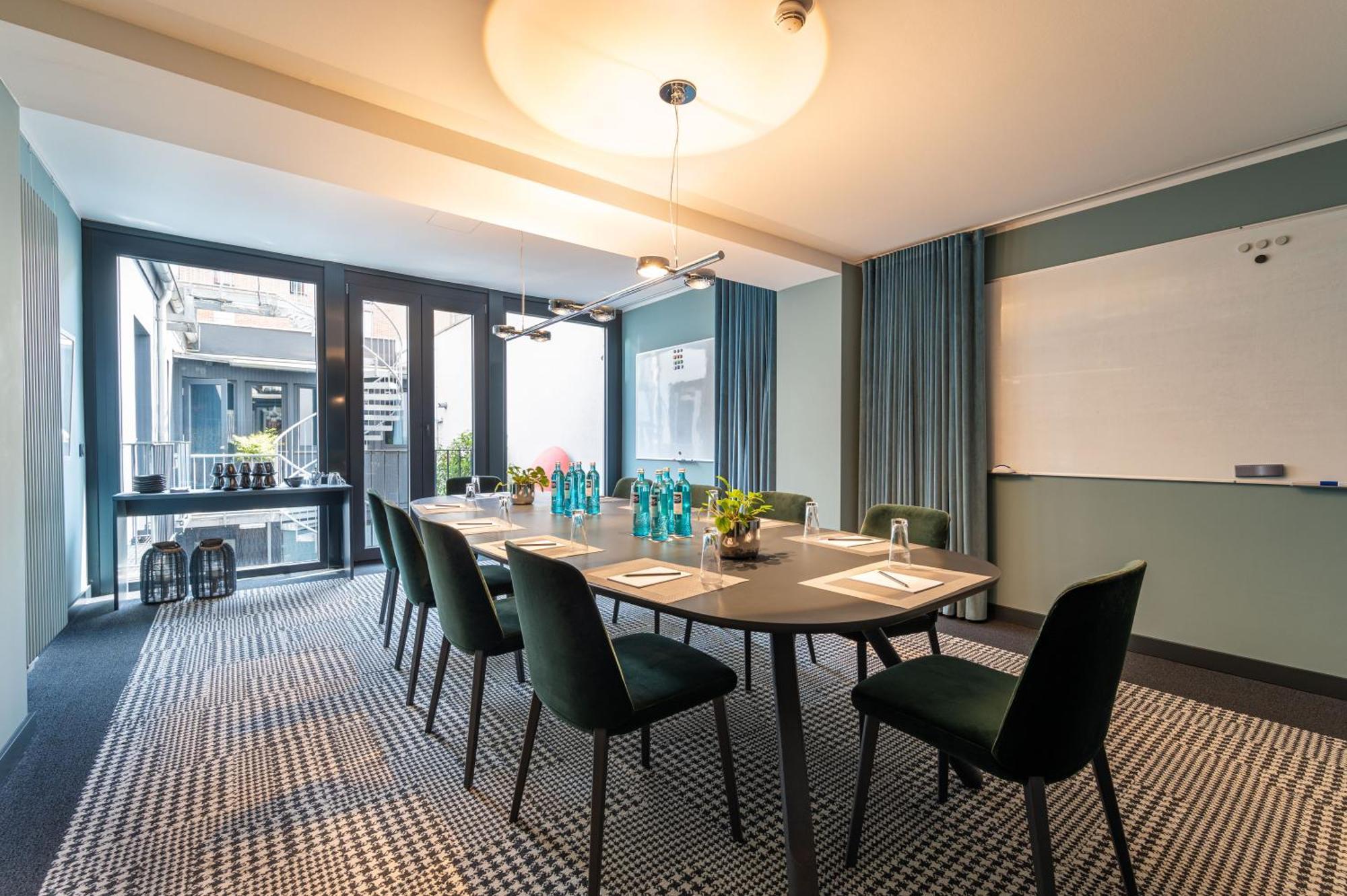 The Midtown Hotel Кёльн Экстерьер фото