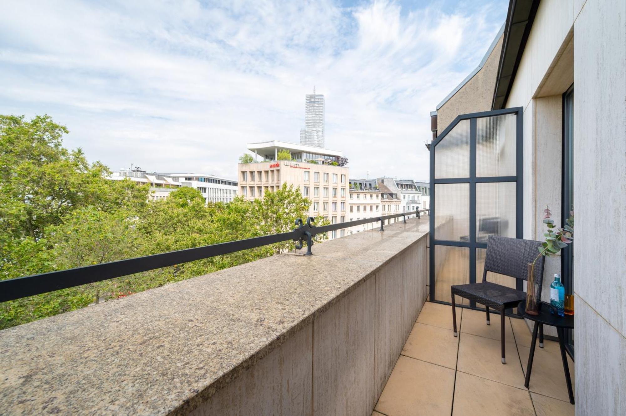 The Midtown Hotel Кёльн Экстерьер фото